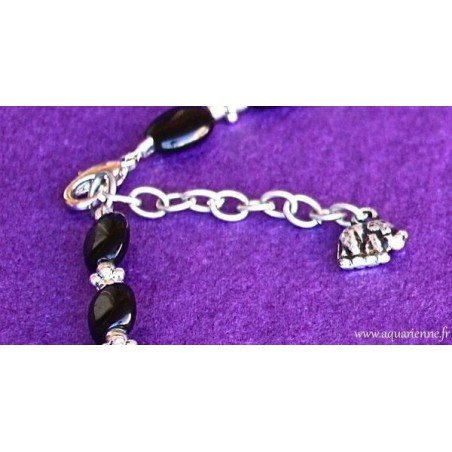 Collier en Onyx Noir et Métal Ciselé "Éclatant"