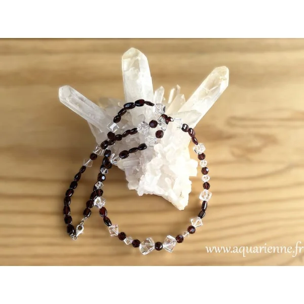 Le collier "Vitalité" est bien plus qu'un simple bijou, c'est une invitation à vous reconnecter à votre force vitale.