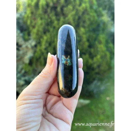 Baguette d'énergie en Labradorite, pierre protectrice, bouclier contre les influences indésirables. Pièce unique.