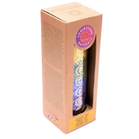 Bougie des sept chakras parfumée aux huiles essentielles naturelles. Commerce artisanal équitable. Idée cadeau bien-être.
