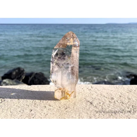 Sceptre de Quartz Améthysté de Madagascar avec fantômes et inclusions de 14 cm de haut. Pièce unique.