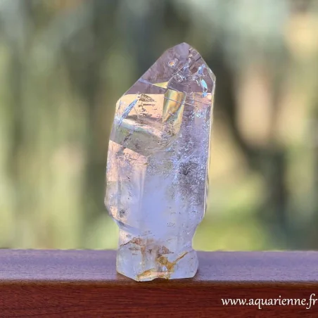 Quartz fantôme Améthyste en sceptre – Énergie spirituelle & Harmonie
