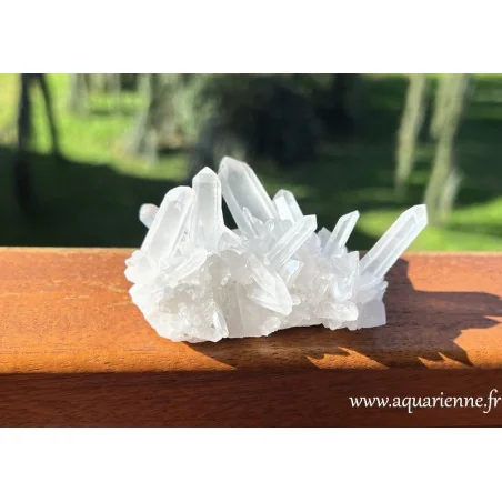 Druse de cristal de roche de Madagacar, pierre naturelle brute de 85g. Pièce unique.