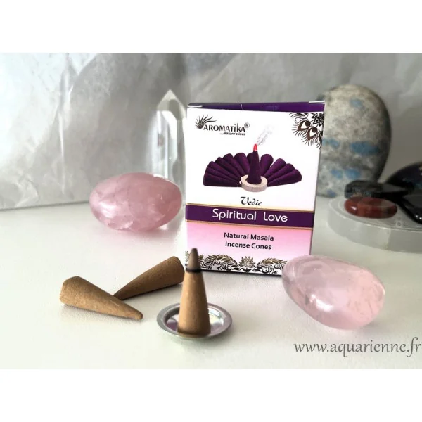 Encens Spiritual Love Vedic Aromatika. Boîte de 10 cônes d'encens Amour Spirituel avec coupelle brûle-cônes incluse.