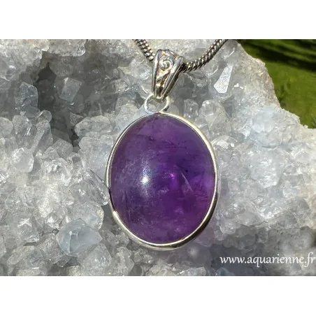 Pendentif ovale en Améthyste naturelle et argent 925, cabochon bombé avec serti fin, bélière ciselée, 32 mm