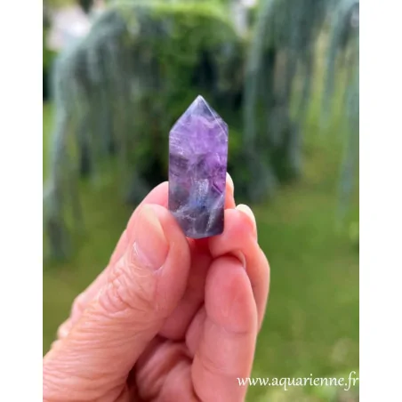 Monopointe de Fluorite multicolore, remarquable pour structurer la pensée. Pièce unique à acheter.